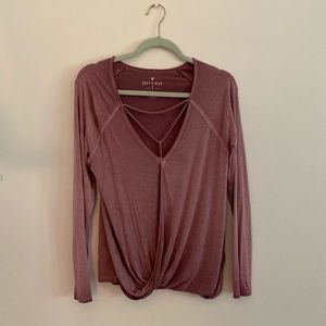 Long sleeved American Eagle top
